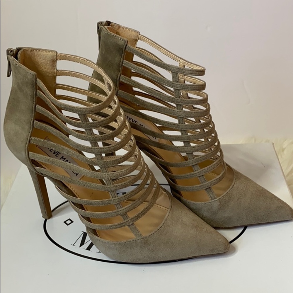 Steve Madden Tan Heel Shoe